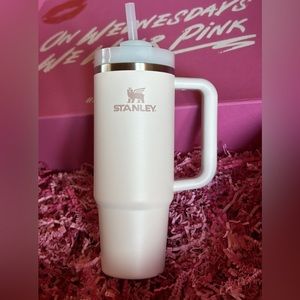 Mean girls Stanley cup pink brand new limited edition 18oz flow state tumblr